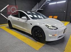 تسلا موديل 3